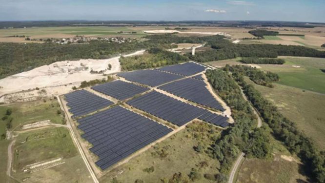 South Africa's Lion Thorn Solar Park Secures Financing, Construction Set to Begin