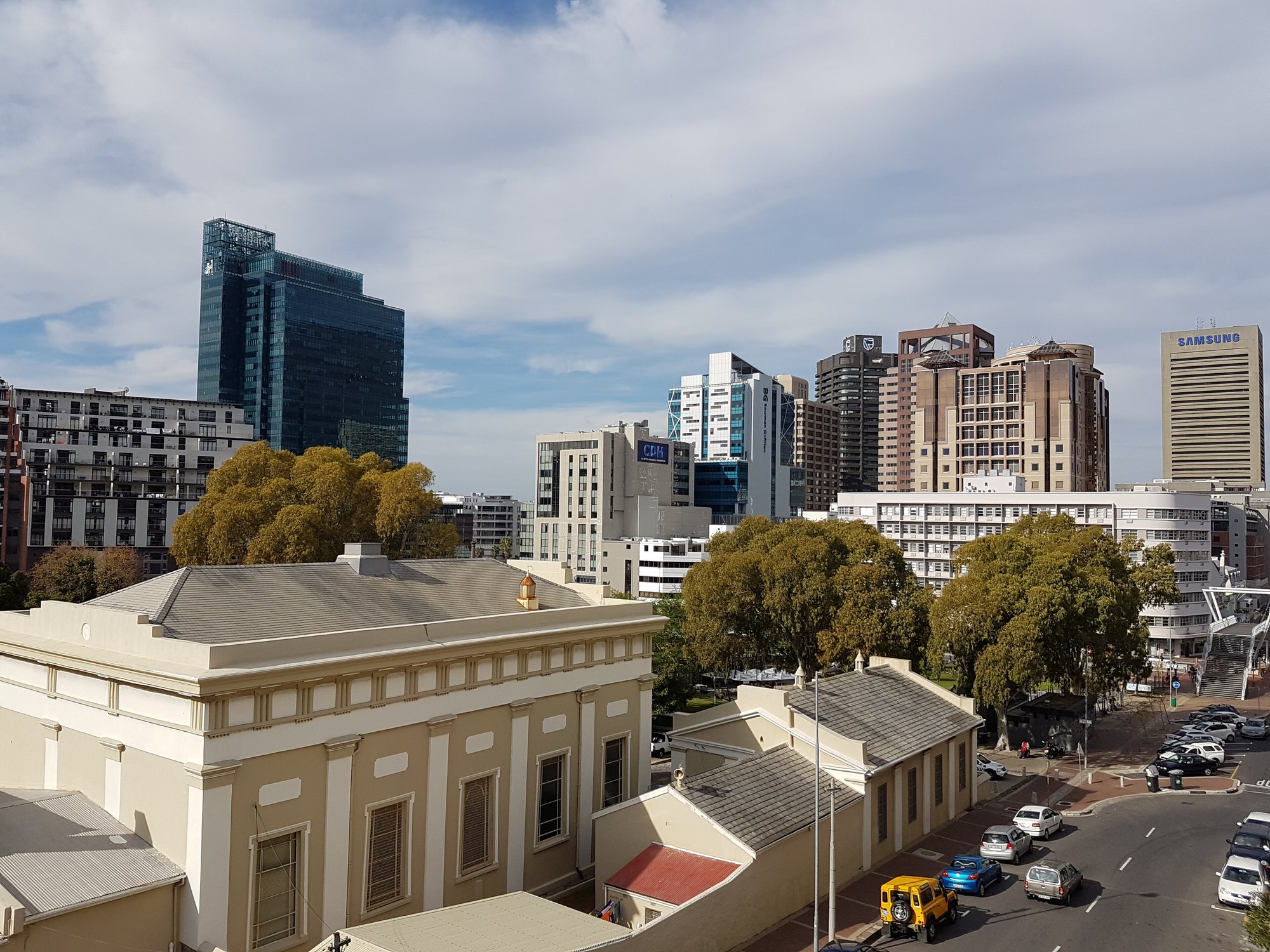 South Africa&rsquo;s Fund Managers Doubt Stocks-Bonds Mix